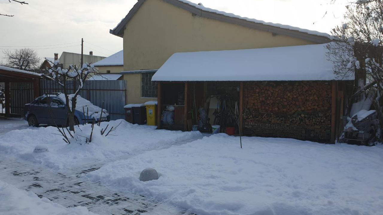 Nikas Apartment ซีบิว ภายนอก รูปภาพ